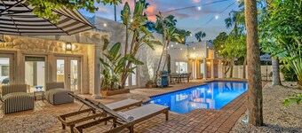 Five Palms Indulge in a Stunning Lido Key Retreat with Private Pool, Firepit, and Steps to the Beach