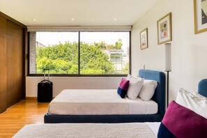 2 bedrooms, iron/ironing board, WiFi, bed sheets - Mr. W | 2Br in Roma next to Parque España (Ciudad de México)