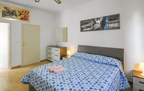 3 camere, ferro/asse da stiro, culla da viaggio, Wi-Fi gratuito