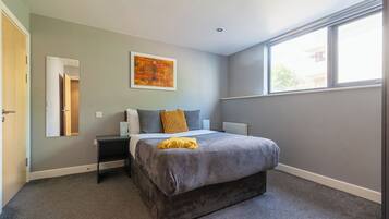 2 bedrooms, WiFi, bed sheets, wheelchair access