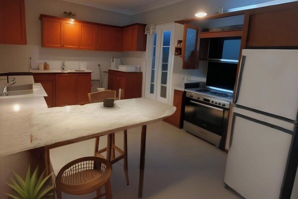 Kühlschrank, Mikrowelle, Ofen, Geschirrspüler