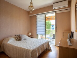 2 bedrooms, Internet