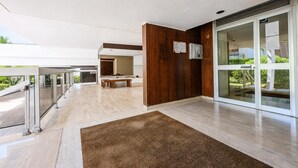 Unclassified image, 3 of 20, button - Roca Mare 1 bloc B apt 01, Menton, France (Menton)