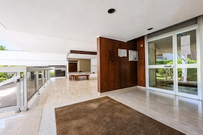 Terrace/patio - Roca Mare 1 bloc B apt 01, Menton, France (Menton)