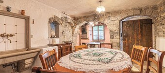 Rustic House Luin, Štanjel, Slovenia