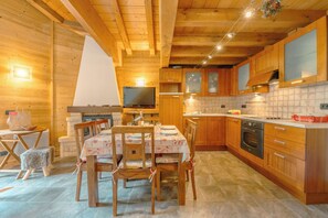 冰箱、烤箱、炉灶、洗碗机