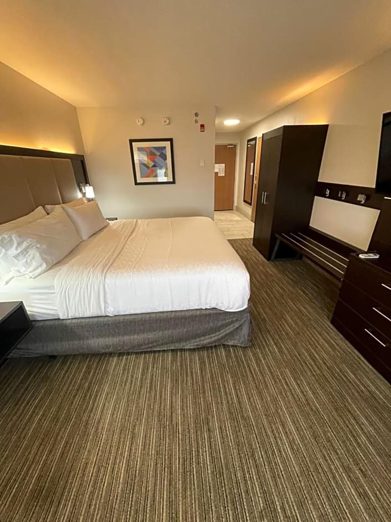 Less than a minutes’ drive from Interstate 25, this Las Vegas ...