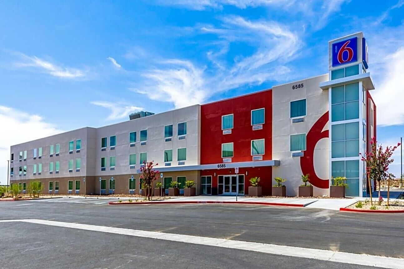 Located in Las Vegas, Motel 6 Las Vegas, Nv - Motor Speedway features free WiFi ...