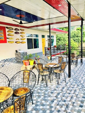 Restaurant - Goroomgo Paradise Inn Dharmsala (Dharamshala)