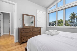 4 Schlafzimmer, Reisekinderbett, WLAN, Bettwäsche