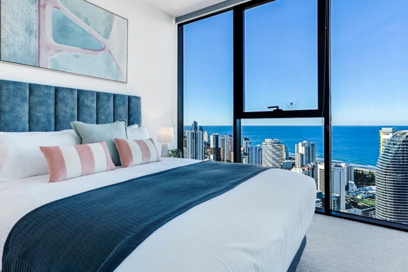 2 bedrooms, desk, iron/ironing board, WiFi