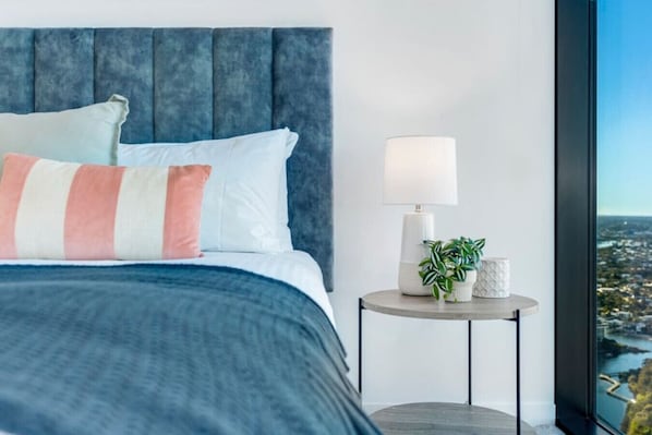 2 sovrum, skrivbord, strykjärn/strykbräda och wi-fi