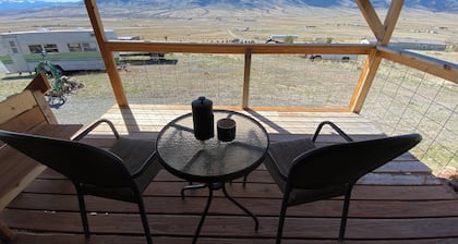 Peaceful apartment with WiFi in Whitetail Valley north of Whitehall.
