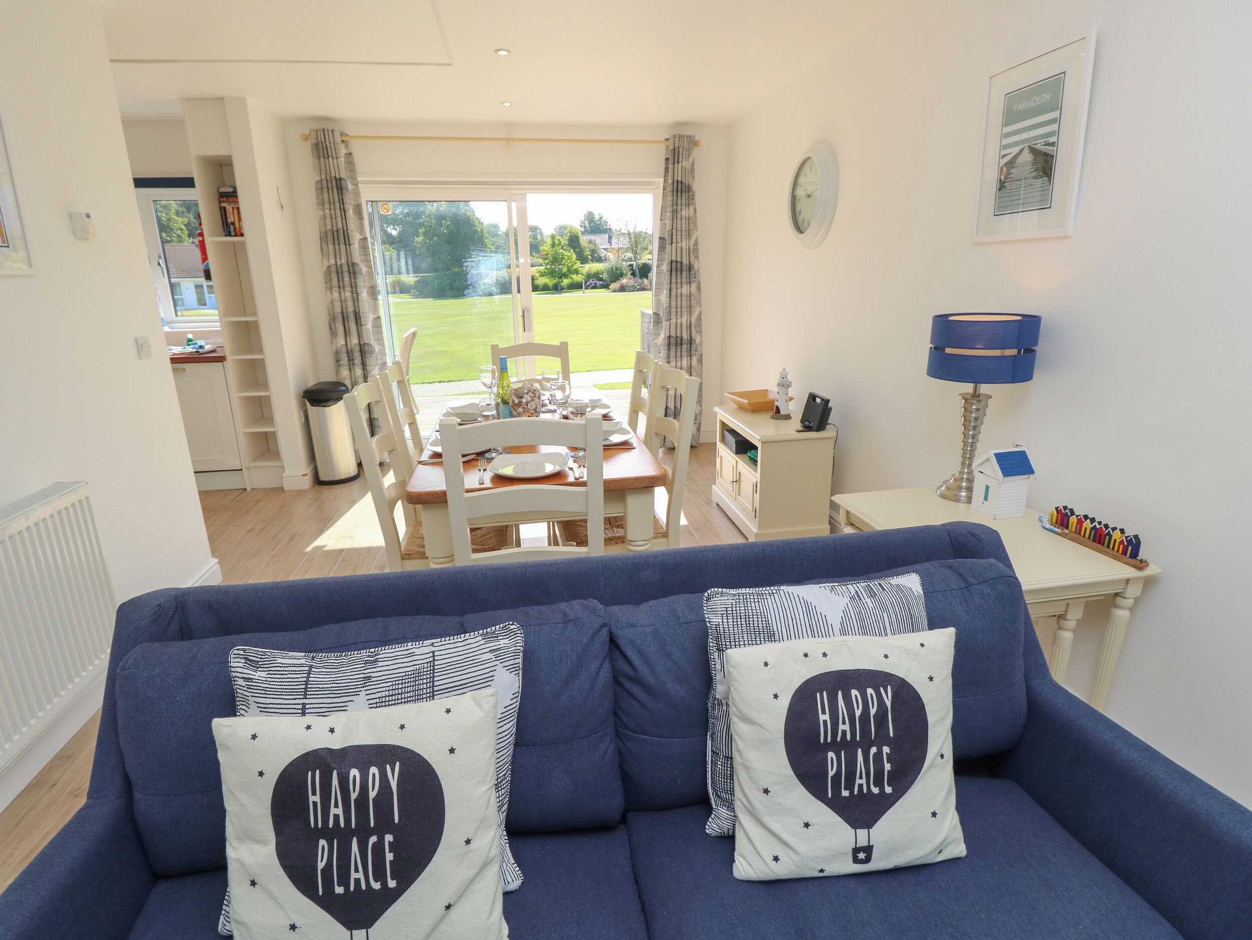 Whitfield P5, Family Friendly, Country Holiday Cottage In Yarmouth - Milford on Sea