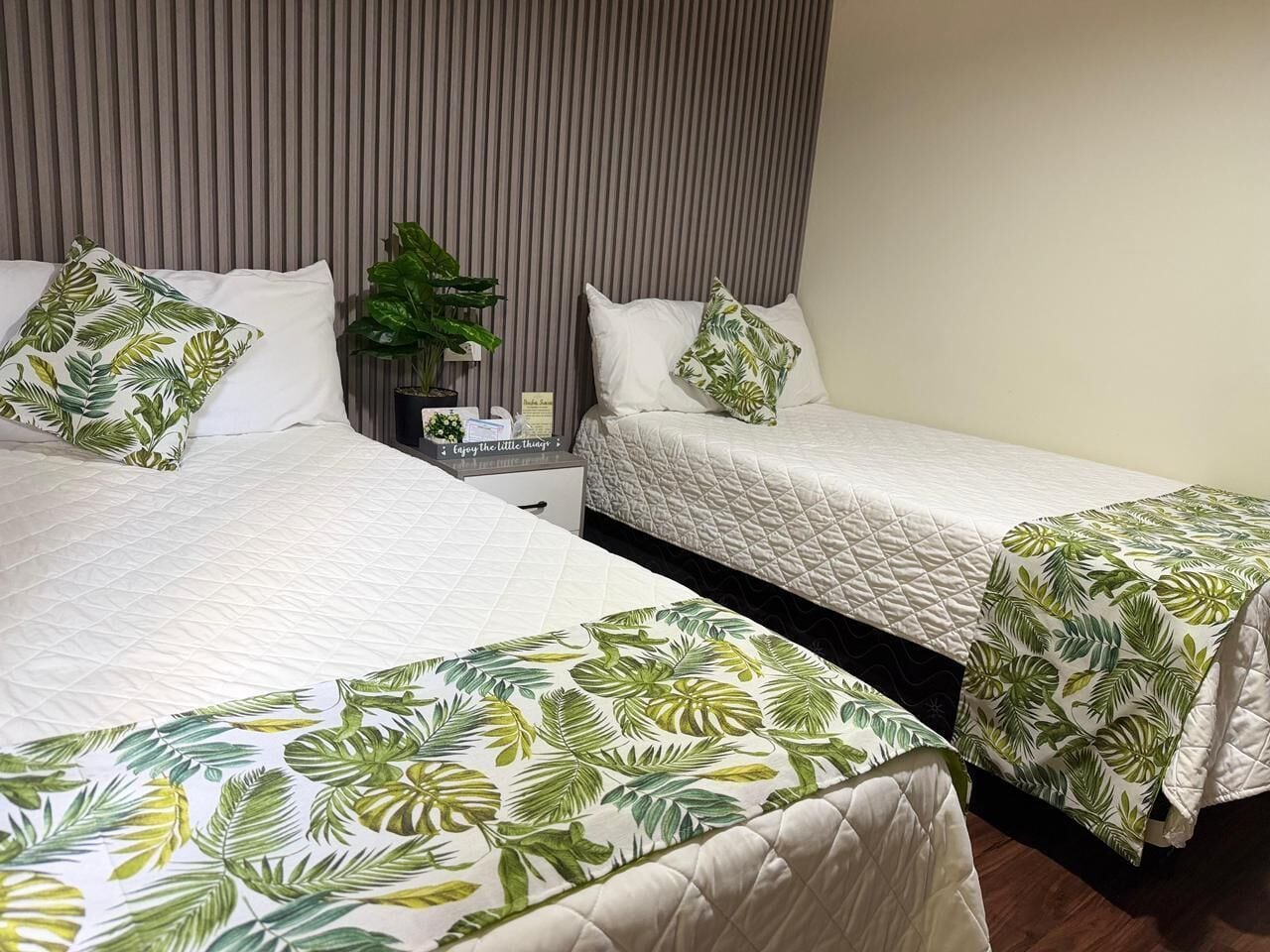 Wi-Fi gratuit, draps fournis