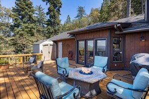 Terrace/patio - Star Gaze | Majestic Views | Fun (Crestline)