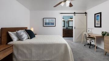 4 soveværelser, skrivebord, strygejern/strygebræt, Wi-Fi