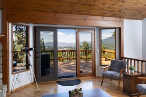 Interior - Star Gaze | Majestic Views | Fun (Crestline)