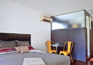 Habitación doble estándar | Wifi gratis y ropa de cama 