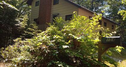 Lovely Lake Front Home on Moose Pond in Bridgton