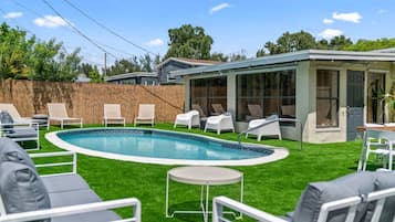 Piscina a l'aire lliure