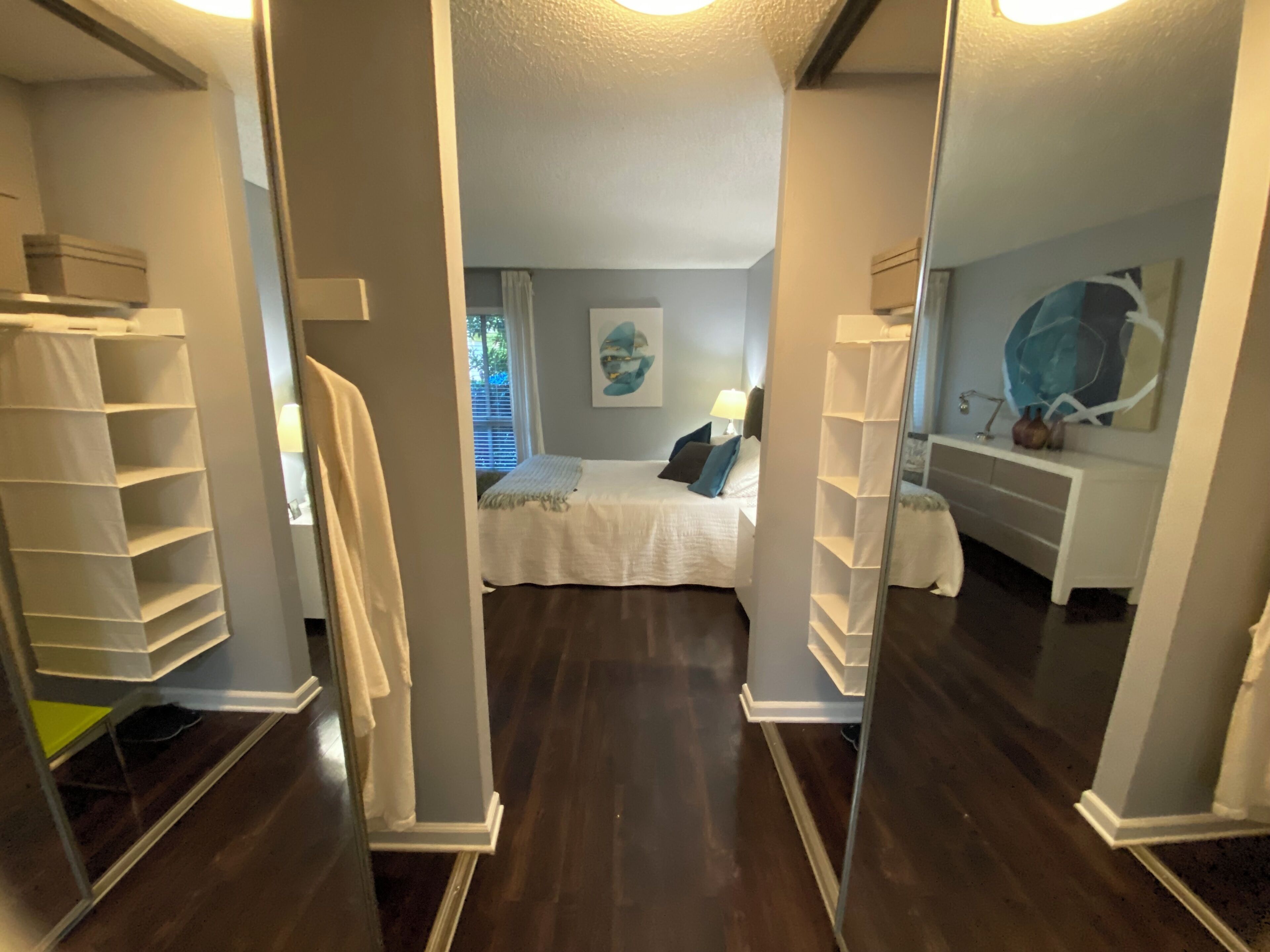 1 slaapkamer, een strijkplank/strijkijzer, wifi, beddengoed