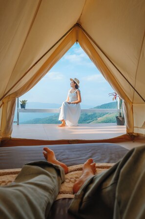 Chalet rustique classique | Rideaux dâobscurcissement, literie fournie