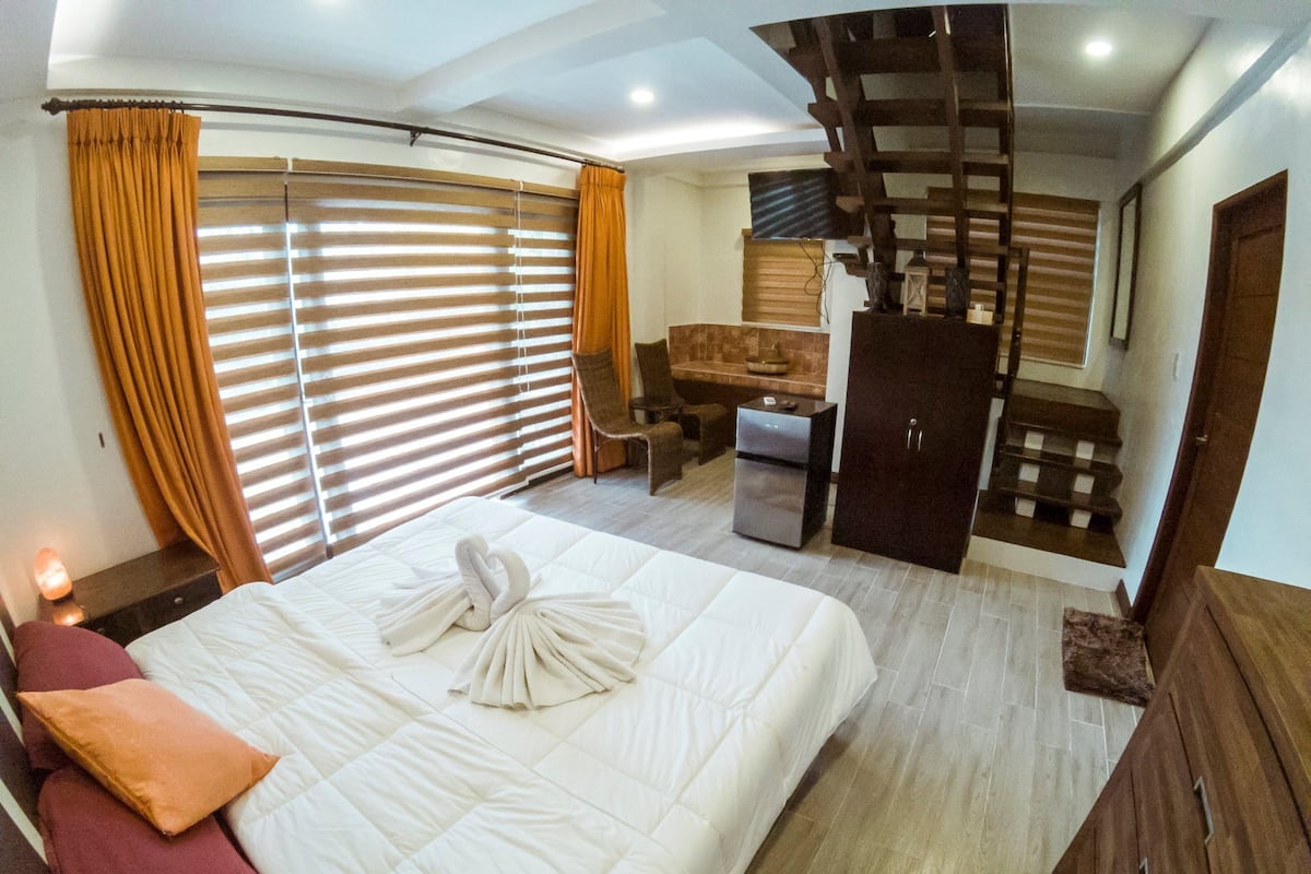 Family Suite, Multiple Beds, Balcony, Garden View | 1 bedroom, free WiFi