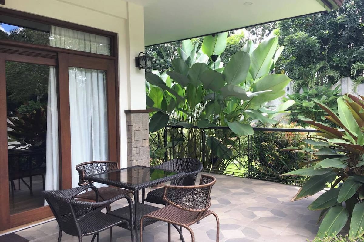 Deluxe Room, Balcony, Garden View | 1 bedroom, free WiFi