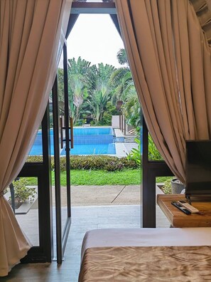 Premier Cabin, Garden View | Balcony view - The Zen Villas Resort (Lipa)