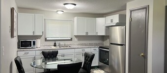 Charming 3-bedroom house with WiFi and AC in serene West Fargo