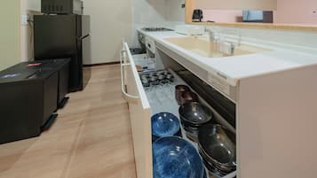 Apartment | Private kitchen | Griddle