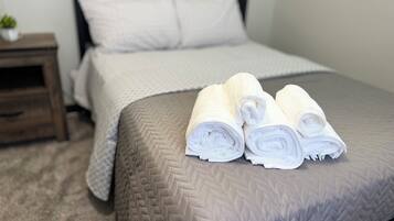 3 Schlafzimmer, Bügeleisen/Bügelbrett, WLAN, Bettwäsche