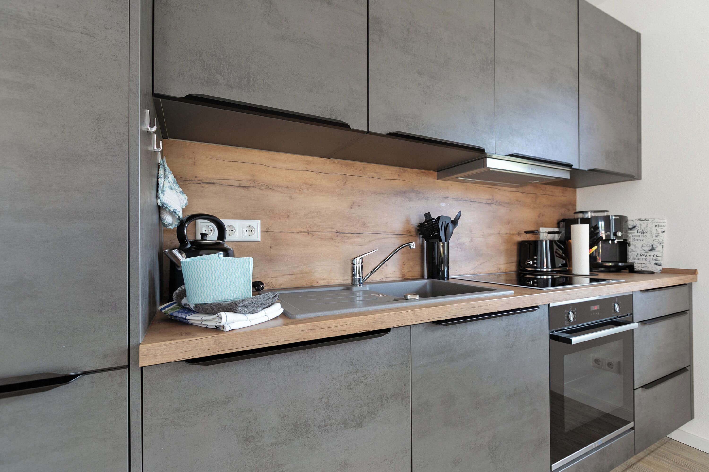 Kühlschrank, Ofen, Herdplatte, Geschirrspüler