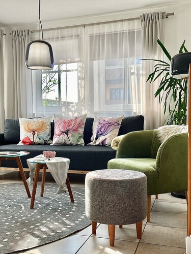 Ferienwohnung 'Lichte Wohnung Zum Wohlfühlen' mit Balkon und Wi-Fi