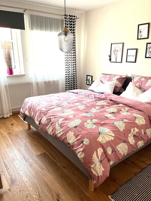 1 camera, Wi-Fi gratuito, lenzuola