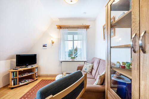 Apartment 'Familienwohnung' with Shared Terrace, Shared Garden and Wi-Fi