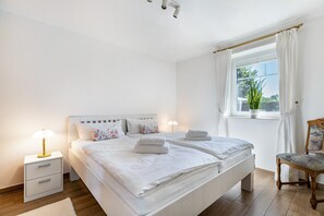 2 quartos, Wi-Fi de cortesia, roupa de cama