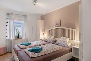 2 habitaciones, tabla de planchar con plancha y wifi gratis 