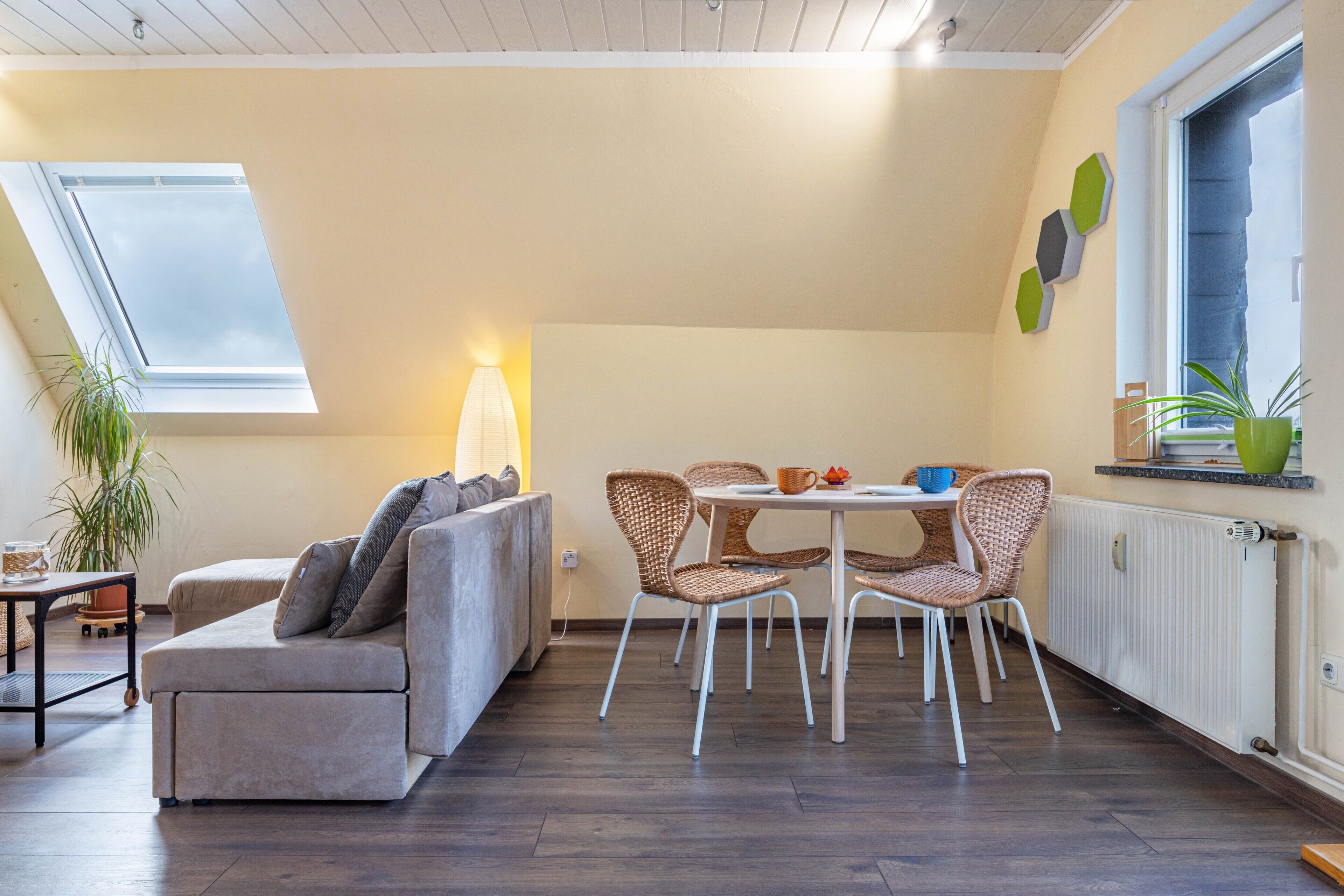 Ferienwohnung Panoramablick" Mit Privater Terrasse, Gemeinschaftsgarten Und Wi-fi - Springe