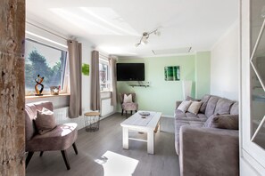 TV - Apartment 'Ferienwohnung Nordfriesland' with Wi-Fi (Niebüll)