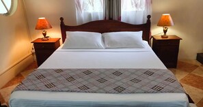 1 chambre, fer et planche à repasser, Wi-Fi, draps fournis