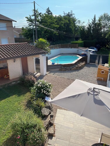 Maison de campagne avec piscine 8 personnes max  