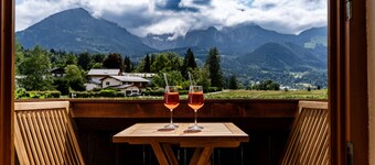 Apartment Justine, 80sqm up to 4 persons, bathtub, large balcony and mountain view