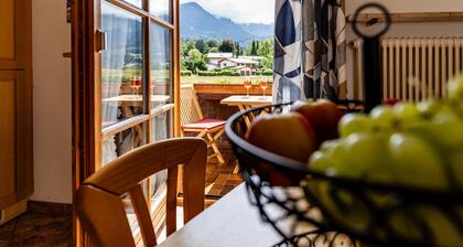 Apartment Justine, 80sqm up to 4 persons, bathtub, large balcony and mountain view