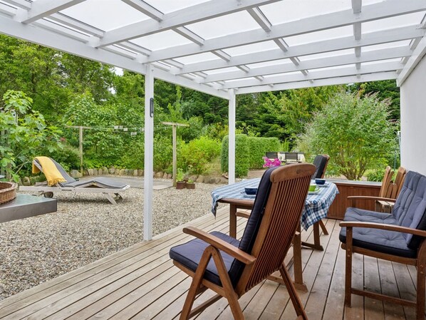 Outdoor dining - "Keyla" - 2.3km from the sea by Interhome (Humble)