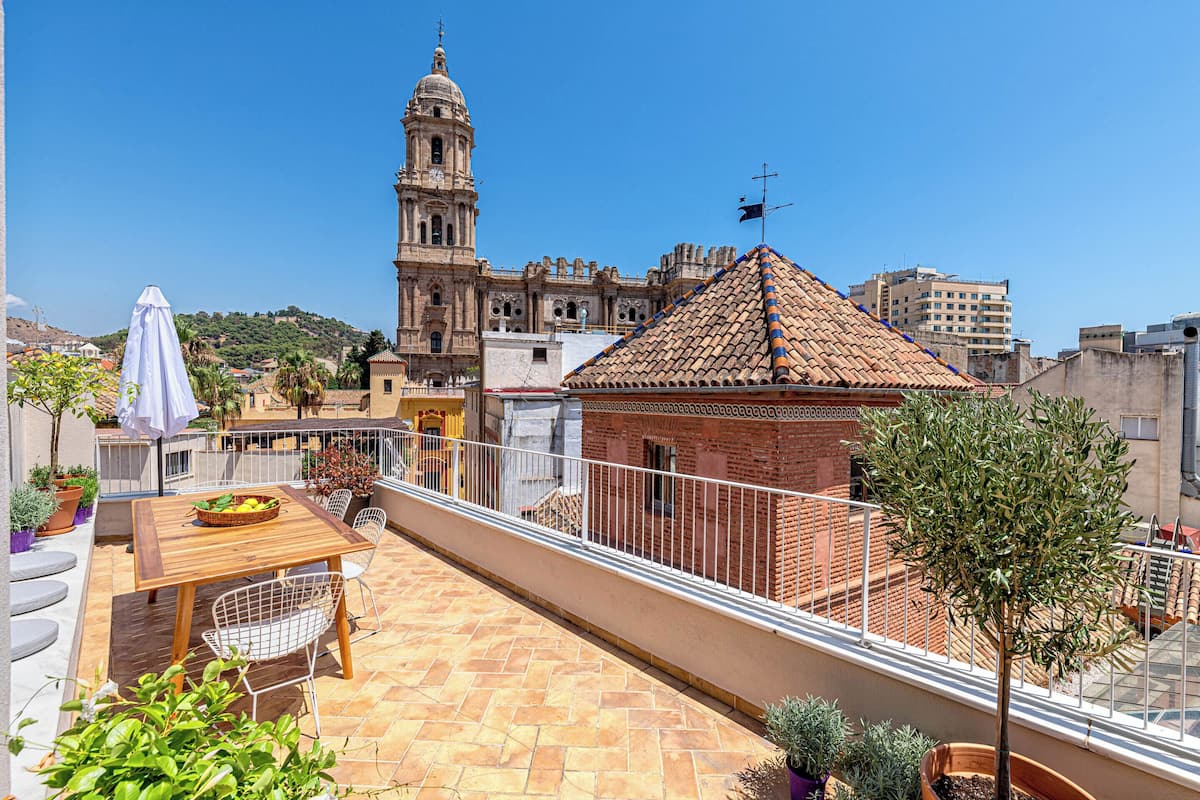 Luxury Penthouse, 2 Bedrooms, City View | Terrace/patio