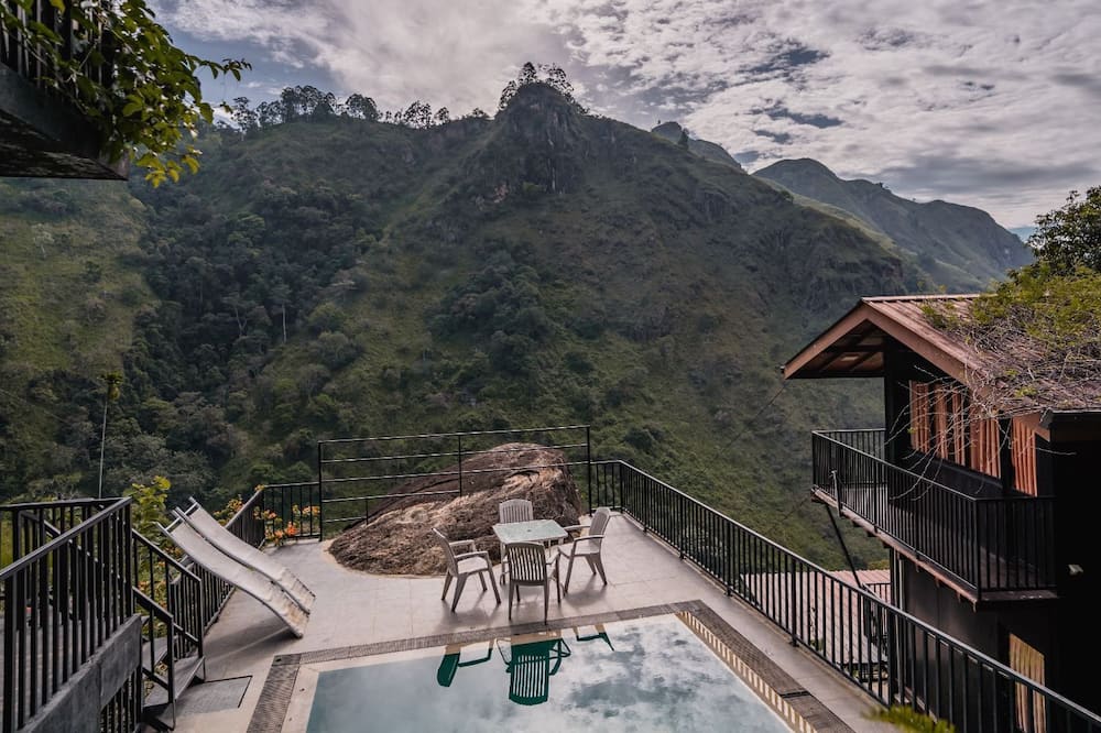 Ella Deck Resort