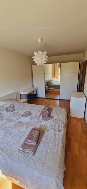 1 soverom, strykejern/-brett, wi-fi og sengetøy