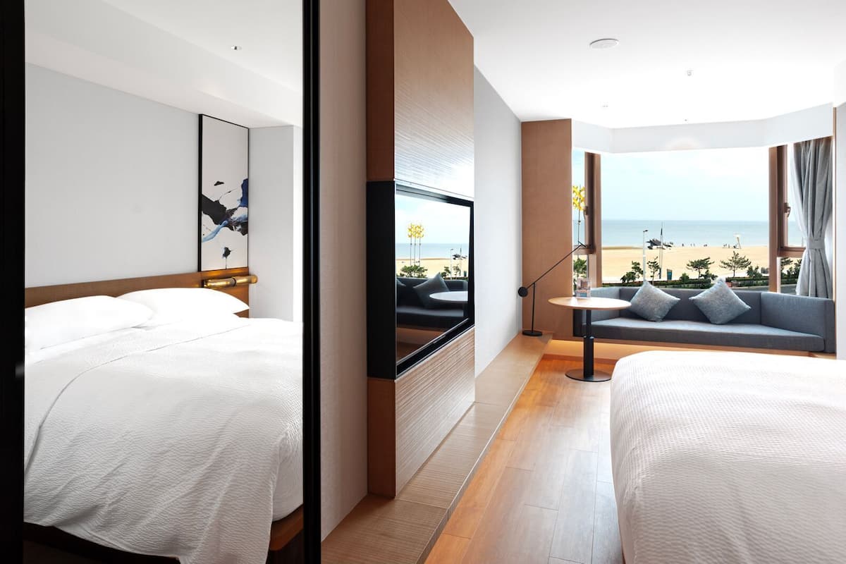 Superior Room, 1 King Bed, Ocean View | In-room safe, blackout drapes, iron/ironing board, bed sheets